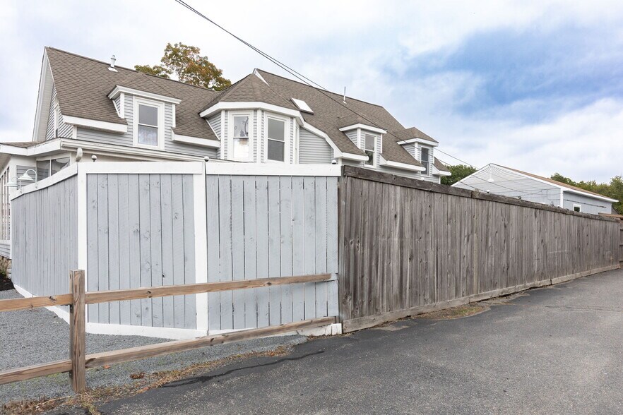 280 Washington St, North Easton, MA à vendre - Photo de l’immeuble – Image 2 sur 61