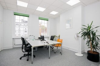 28-32 Holbrooke Pl, Richmond à louer Photo intérieure– Image 2 sur 6