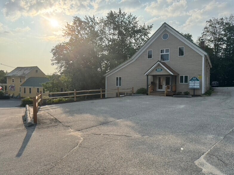 55 Main St, Bridgton, ME à louer - Photo de l’immeuble – Image 2 sur 5