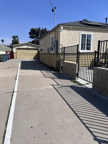 431 Graves Ave, El Cajon, CA à vendre - Photo de l’immeuble – Image 2 sur 4