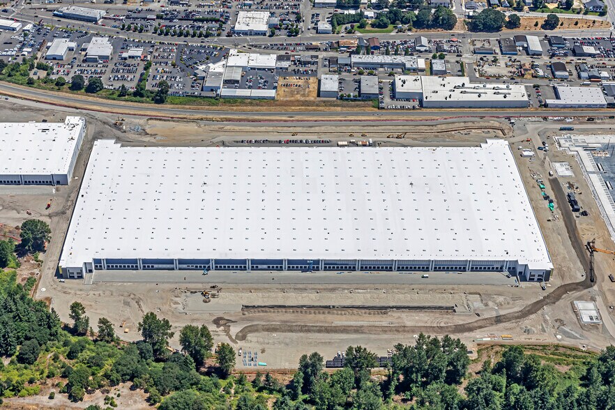 5802 S Burlington Way, Tacoma, WA à louer - Photo de l’immeuble – Image 2 sur 10