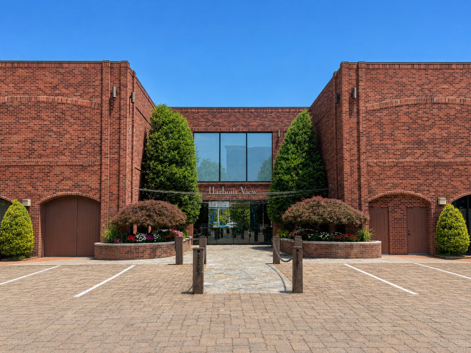 13200 Marina Way, Woodbridge, VA à louer Photo de l’immeuble– Image 1 sur 17