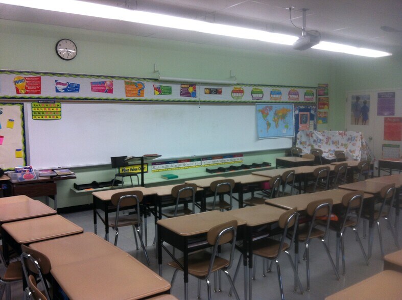 801 N Dupont Hwy, New Castle, DE à louer - Photo intérieure – Image 3 sur 7