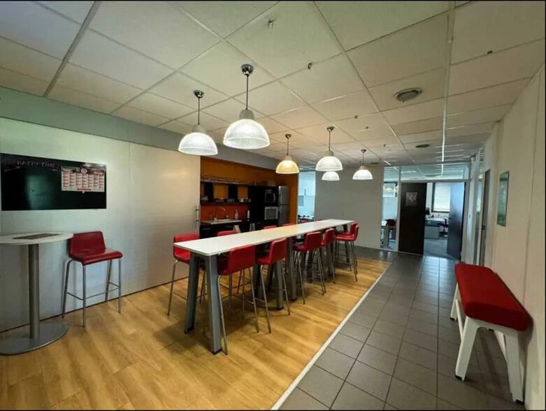 Bureau dans Saint-Étienne à vendre - Photo intérieure – Image 2 sur 6