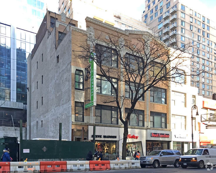 157 E 86th St, New York, NY à louer - Photo principale – Image 3 sur 7