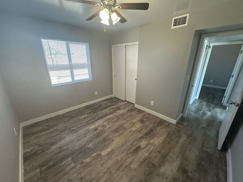 2110 W Mariposa St, Phoenix, AZ à vendre - Photo de l’immeuble – Image 3 sur 5