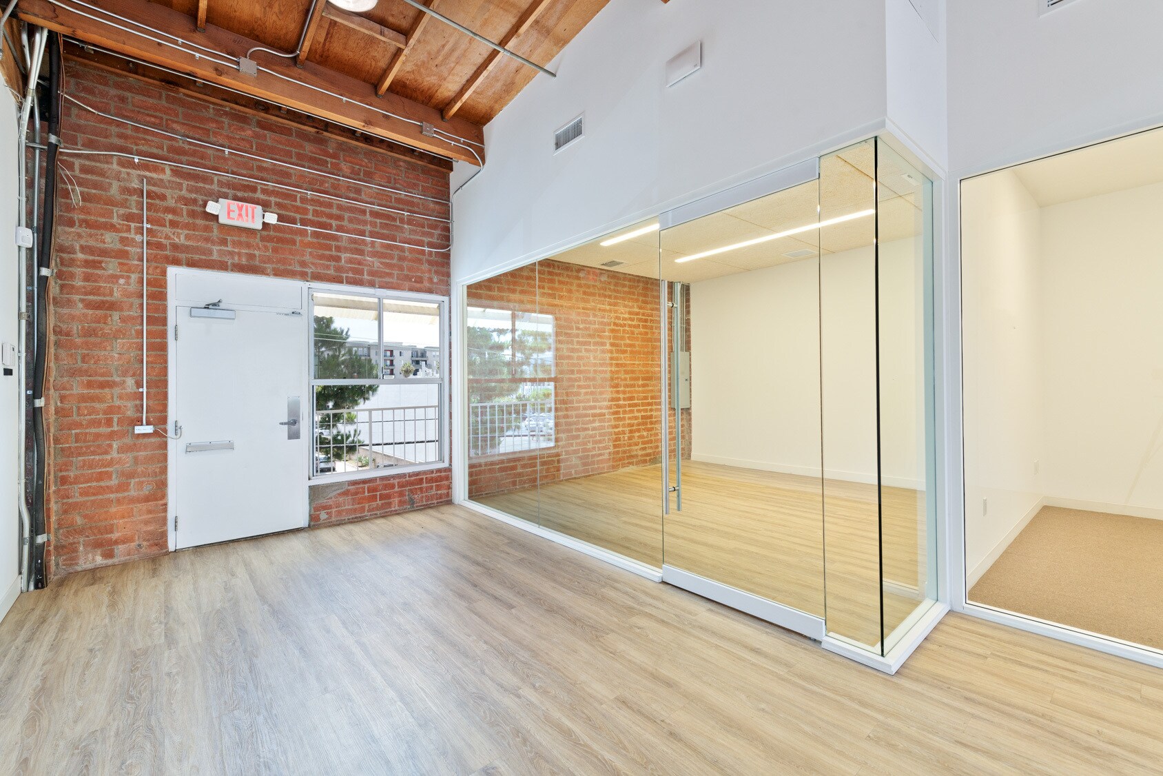 1524 Cloverfield Blvd, Santa Monica, CA à louer Photo de l’immeuble– Image 1 sur 5