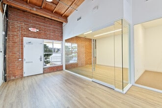 1524 Cloverfield Blvd, Santa Monica, CA à louer Photo de l’immeuble– Image 1 sur 5