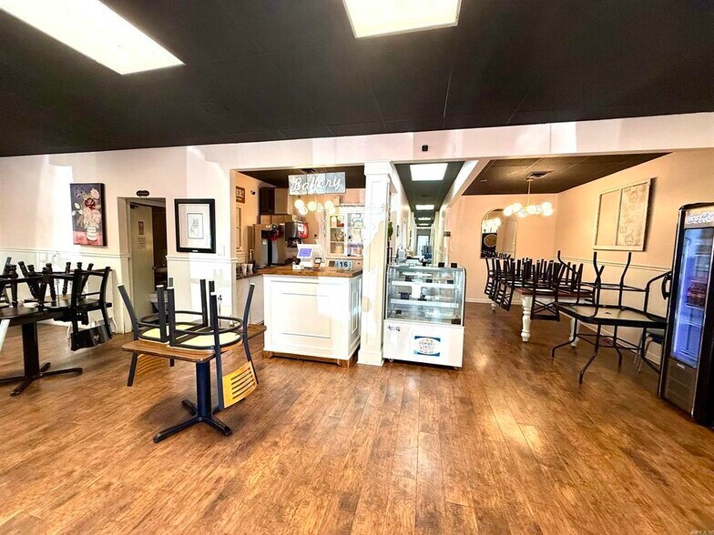 311 N Spruce St, Searcy, AR à vendre - Photo de l’immeuble – Image 3 sur 16
