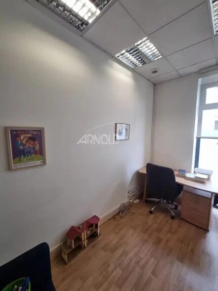 Bureau dans Nantes à louer - Photo de l’immeuble – Image 2 sur 6