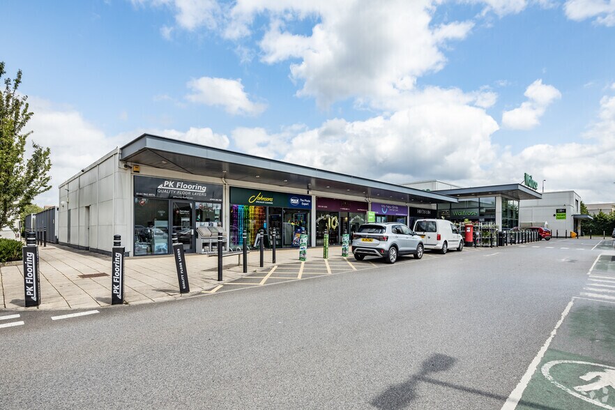 Draybank Rd, Altrincham à louer - Photo de l’immeuble – Image 1 sur 3
