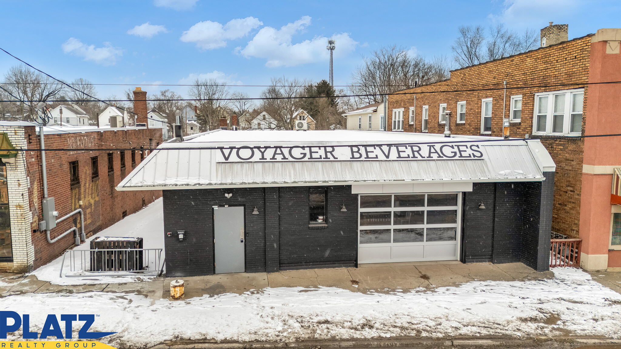 1586 Mahoning Ave, Youngstown, OH à louer Photo de l’immeuble– Image 1 sur 13