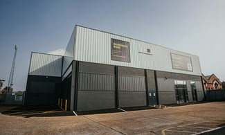 Plus de détails pour Southcote Rd, Bournemouth - Industriel/Logistique à louer