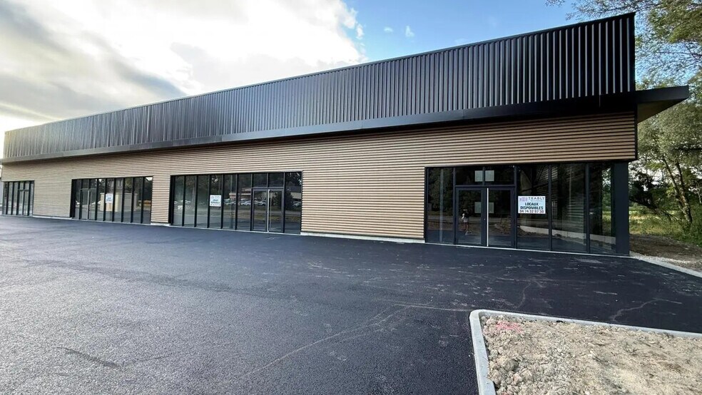 Industriel/Logistique dans Saint-Denis-lès-Bourg à louer - Photo de l’immeuble – Image 2 sur 7