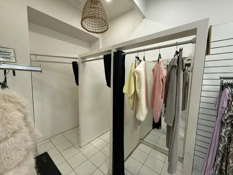 Local commercial dans Nice à louer - Photo de l’immeuble – Image 3 sur 4