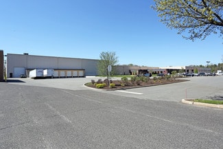 Plus de détails pour 11 Perina Blvd, Cherry Hill, NJ - Industriel/Logistique à louer