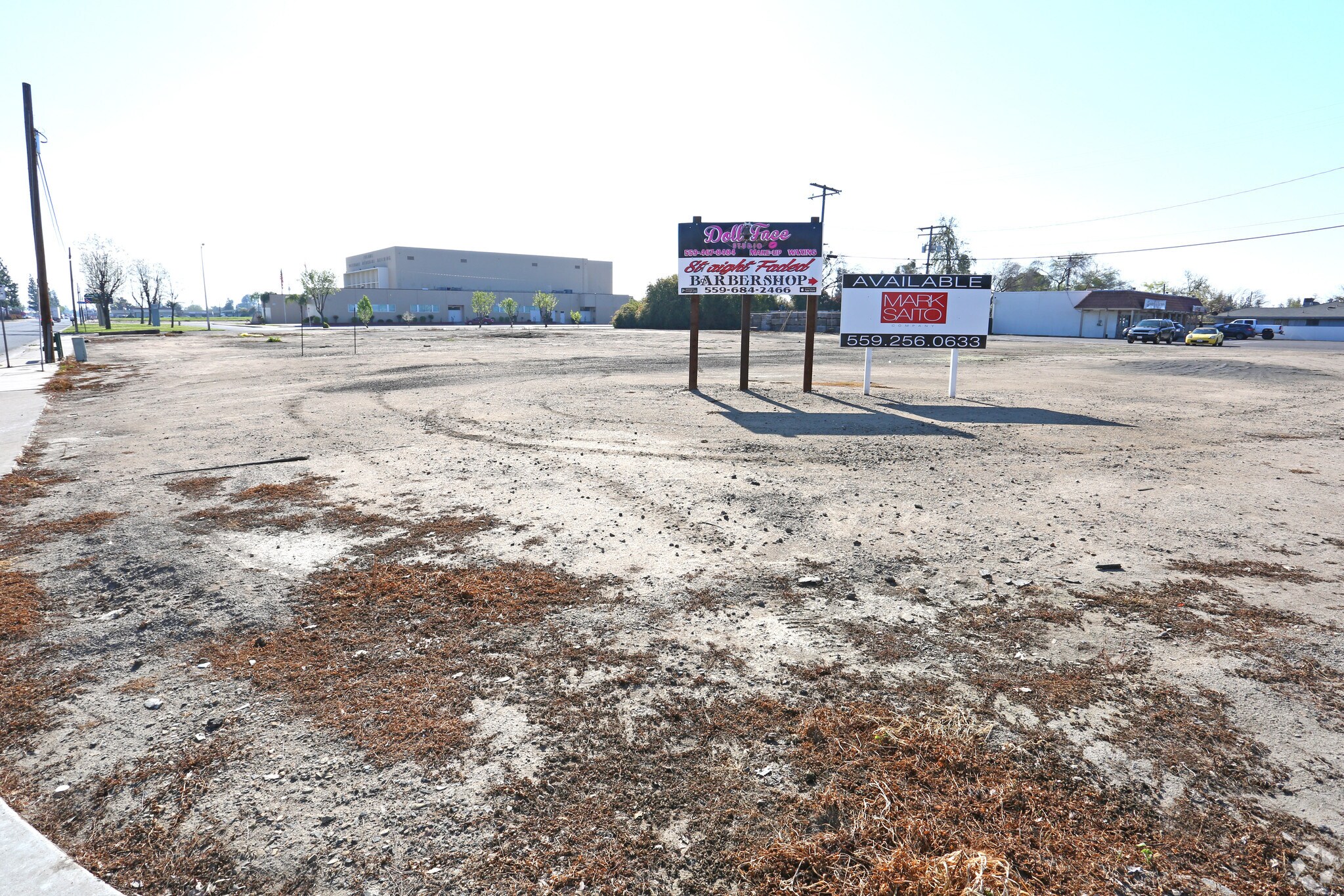 1725 E Tulare Ave, Tulare, CA à louer Photo principale– Image 1 sur 5