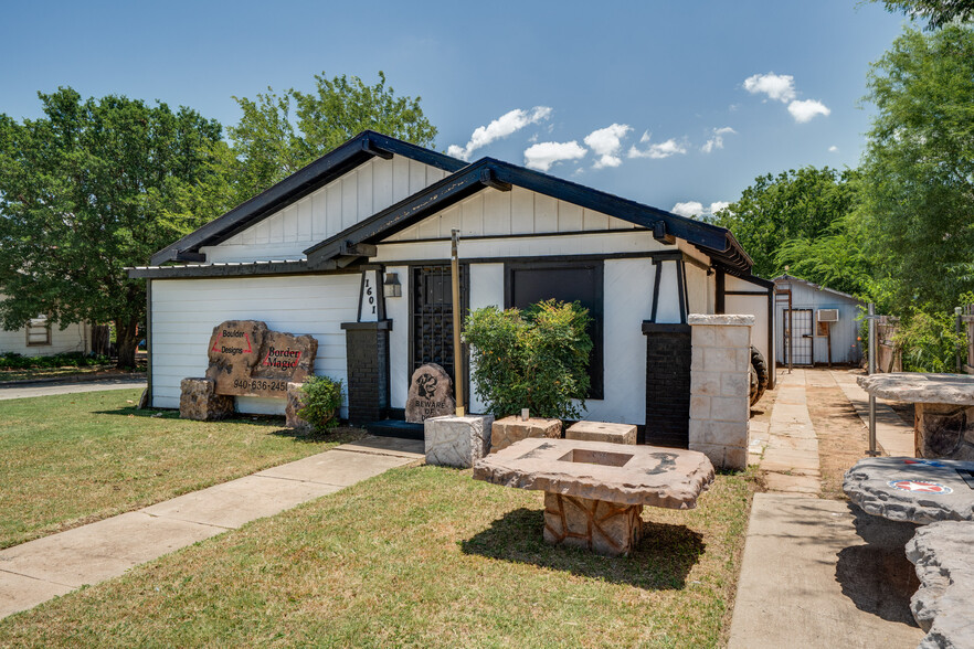 1601 Kemp Blvd, Wichita Falls, TX à louer - Photo de l’immeuble – Image 3 sur 18