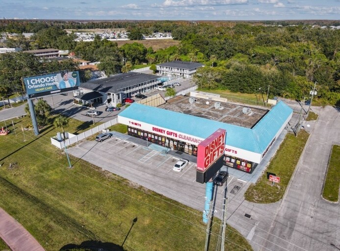 4629 W Irlo Bronson Memorial Hwy, Kissimmee, FL à vendre - Photo de l’immeuble – Image 2 sur 40