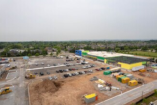Plus de détails pour 3535 Rebecca St, Oakville, ON - Local commercial à louer
