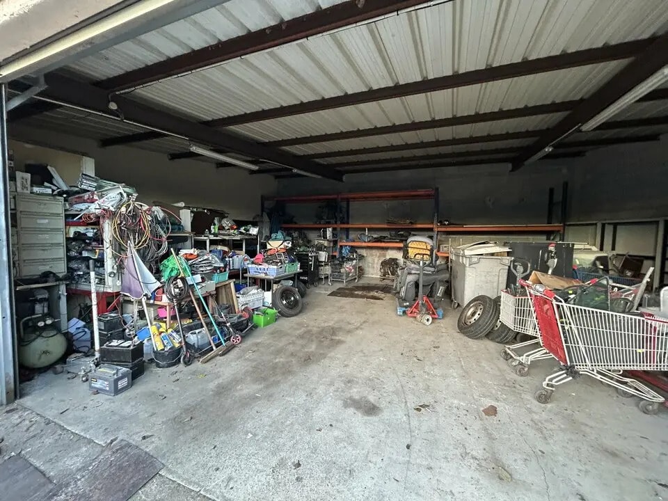 Local d’activités dans Mauguio à louer Photo intérieure– Image 1 sur 3