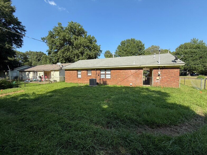 3183 Benjestown Rd, Memphis, TN à vendre - Photo de l’immeuble – Image 3 sur 11
