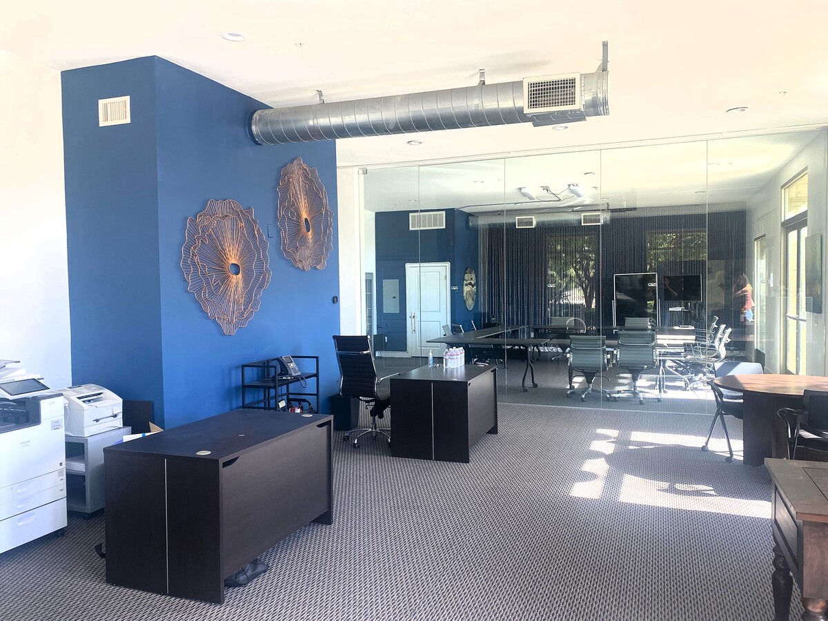 202 Village Commons Blvd, Camarillo, CA 93012 - Lot 11 & 13 - - Photo intérieure - Image 1 of 12