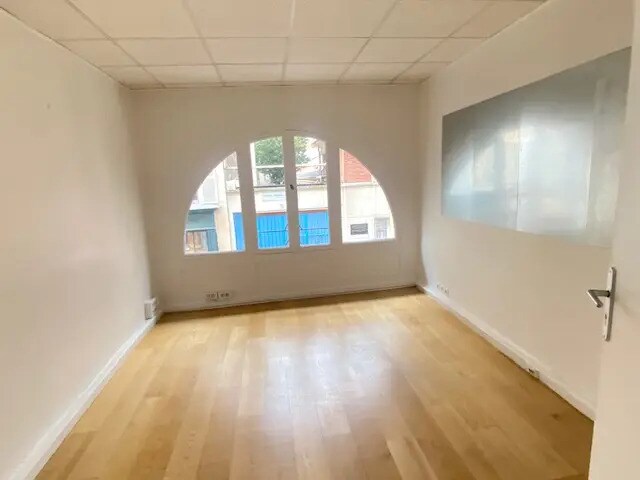 Bureaux/Local commercial dans Paris à louer - Photo intérieure – Image 3 sur 3