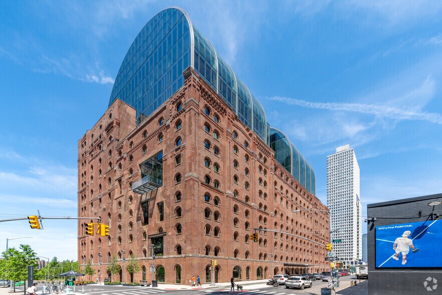 300 Kent Ave, Brooklyn, NY à louer - Photo principale – Image 1 sur 54