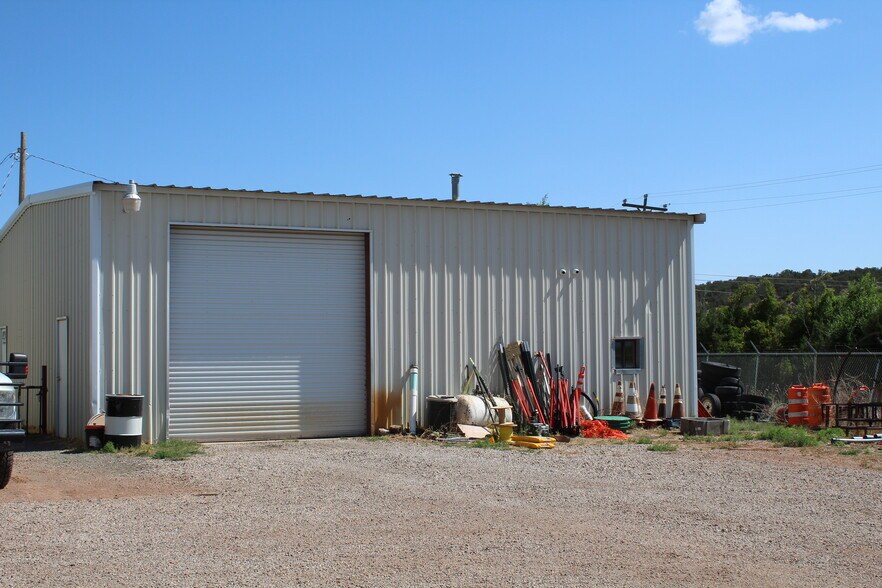 330 Smokey Bear Blvd, Capitan, NM à vendre - Photo de l’immeuble – Image 2 sur 5