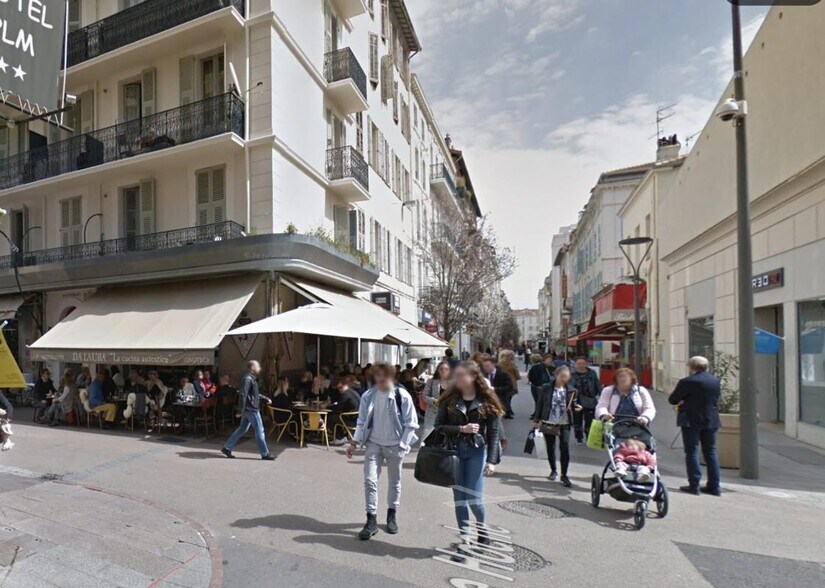 Local commercial dans Cannes à louer - Photo de l’immeuble – Image 2 sur 6