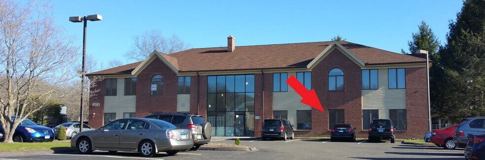 850 Straits Tpke, Middlebury, CT à louer - Photo de l’immeuble – Image 3 sur 4
