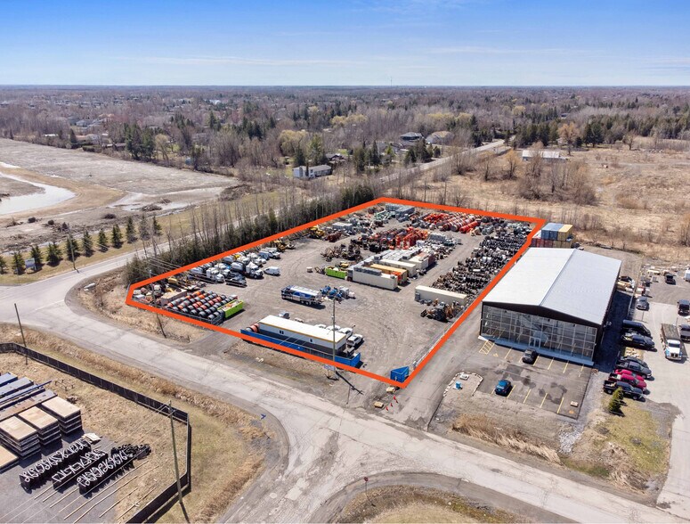 6775 & 6781 Hiram Drive portefeuille de 2 biens à vendre sur LoopNet.fr - Photo de l’immeuble – Image 1 sur 7