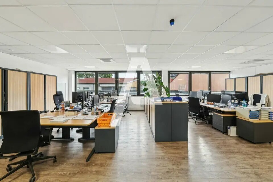 Local d’activités dans Ivry-sur-Seine à louer Photo intérieure– Image 1 sur 7