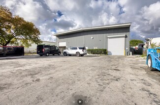 Plus de détails pour 13050 NW 43rd Ave, Opa Locka, FL - Industriel/Logistique à louer