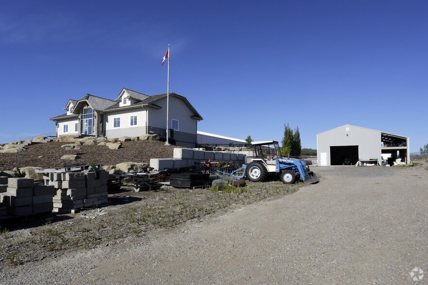 12014 242 Ave W, Foothills No 31, AB à vendre - Photo de l’immeuble – Image 2 sur 13