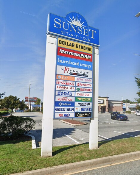 1800 Pulaski Hwy, Bear, DE à louer - Photo de l’immeuble – Image 2 sur 8