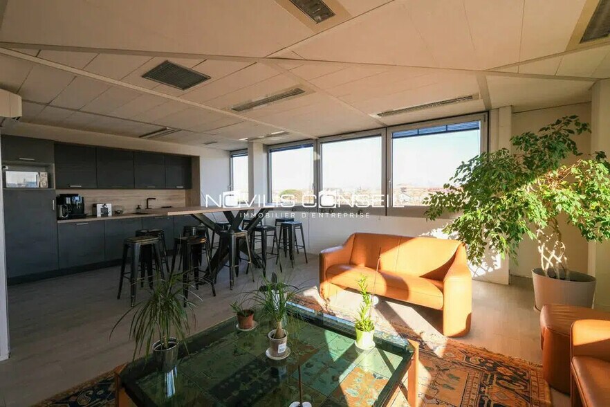 Bureau dans Blagnac à vendre - Photo de l’immeuble – Image 3 sur 6