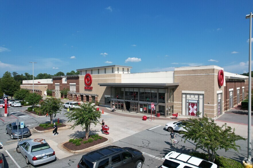 1622-1628 Highwoods Blvd, Greensboro, NC à louer - Photo de l’immeuble – Image 2 sur 5