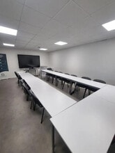 Bureau dans La Chapelle-sur-Erdre à vendre Photo intérieure– Image 2 sur 2