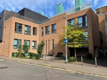 Lensfield Rd, Cambridge à louer - Photo de l’immeuble – Image 1 sur 6