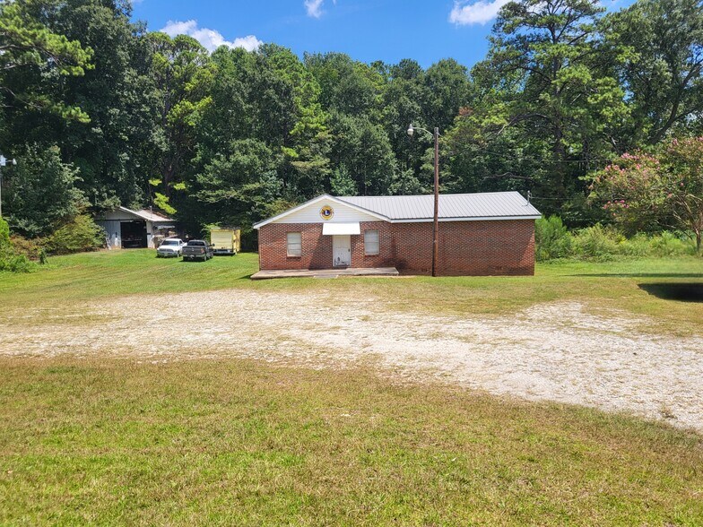 2123 S Phillips Rd, Lanett, AL à vendre - Photo de l’immeuble – Image 3 sur 17