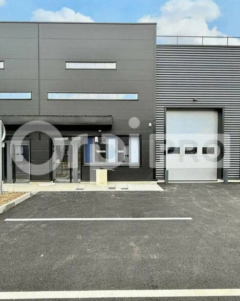 Local d’activités dans Le Havre à louer - Photo de l’immeuble – Image 1 sur 10