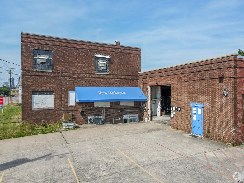 2301-2305 N Graham St, Charlotte, NC à vendre - Photo principale – Image 2 sur 17