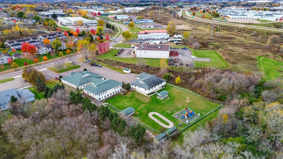1612 Truax Blvd, Eau Claire, WI à vendre - Photo de l’immeuble – Image 2 sur 61