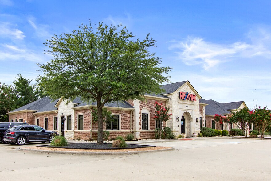 301 S Watters Rd, Allen, TX à louer - Photo de l’immeuble – Image 3 sur 77
