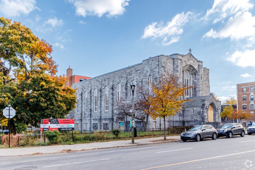 5220 Rue Sherbrooke O, Montréal, QC à vendre - Photo de l’immeuble – Image 3 sur 3