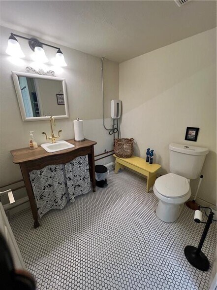 117 Franklin St, Pomona, KS à vendre - Photo de l’immeuble – Image 2 sur 3