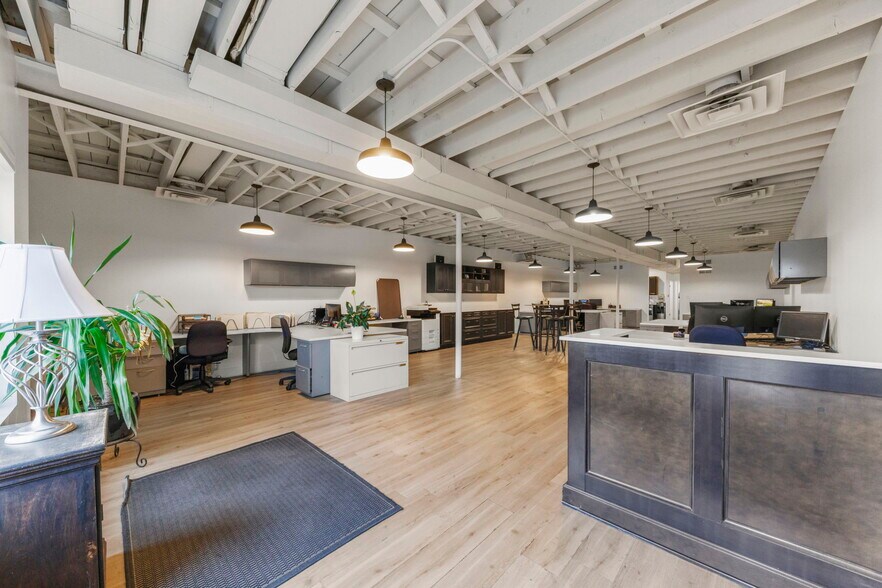 175 N Washington St, Wheaton, IL à louer - Photo de l’immeuble – Image 2 sur 15