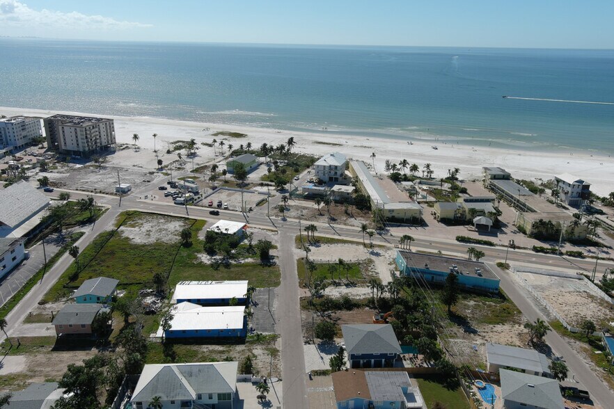 2370 Estero Blvd, Fort Myers Beach, FL à vendre - Photo de l’immeuble – Image 2 sur 3